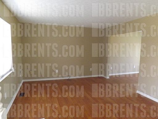 3rd image of 6017 Flaig Dr