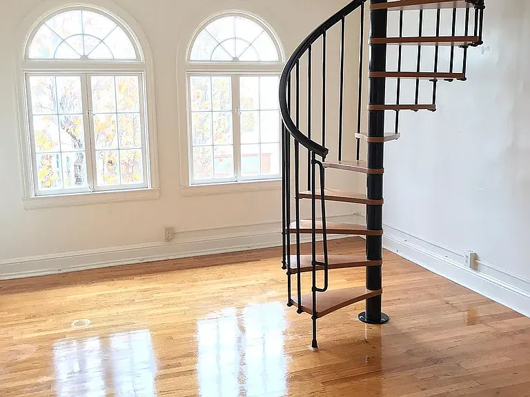 1226 Broadway #1 — Photo 3