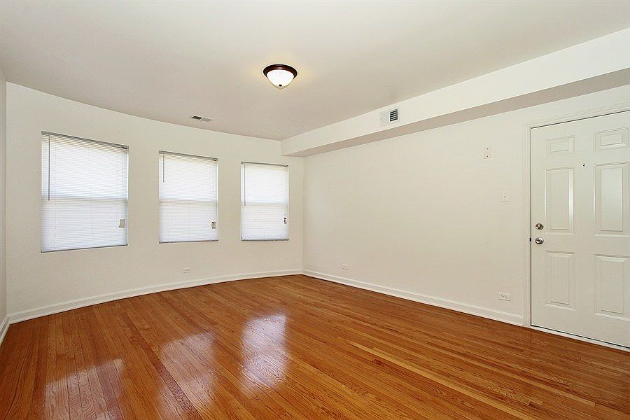 1st image of 8238 S Ellis Ave #8246-3