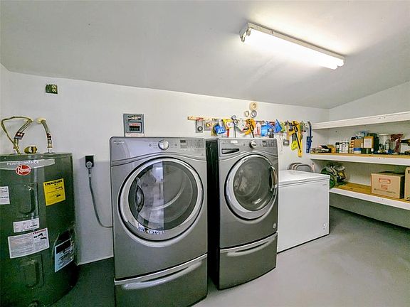 5th image of 1142 Doc Coil Rd