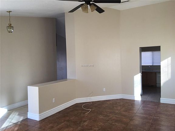5th image of 2626 Napa Dr #0