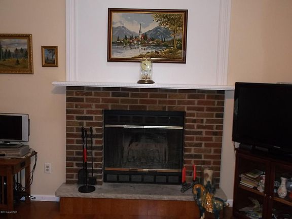 2nd image of 2207 Overlook Dr