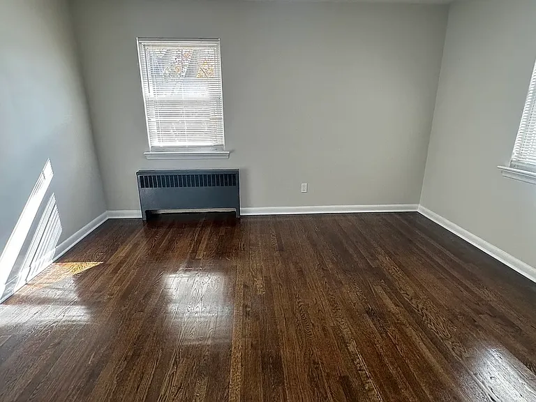 210 Broad Ave #3B — Photo 7