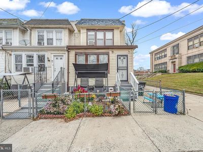 930 N 32nd St, Camden, NJ, 08105