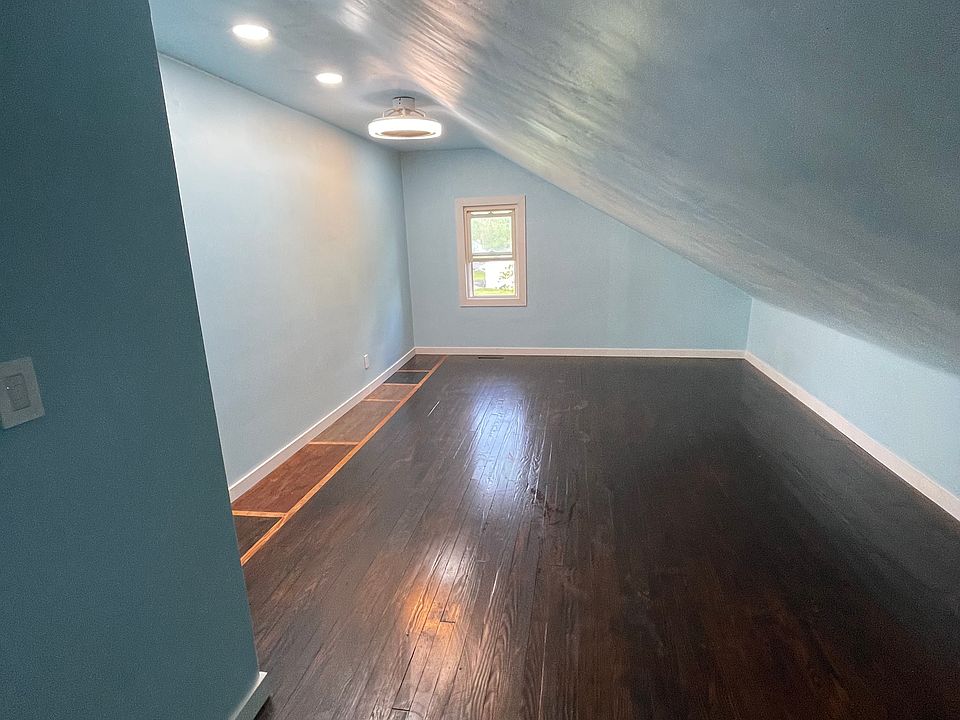 2nd image of 3130 Pruss Hill Rd