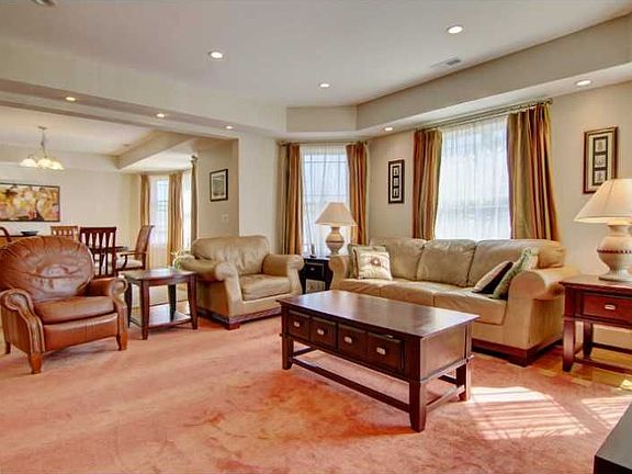 5th image of 160 Medway St #4