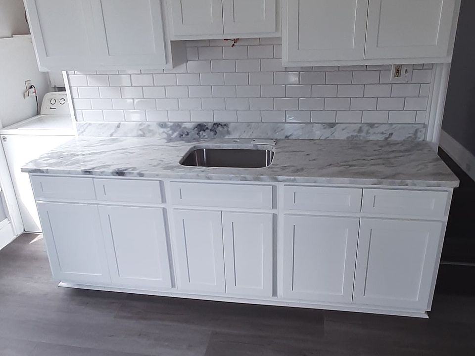 1st image of 178 Hudson St #2