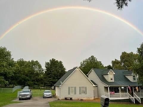 3rd image of 258 Valley Estates Dr