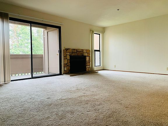 3rd image of 1230 San Tomas Aquino Rd APT 219