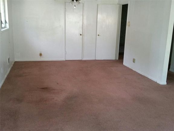 3rd image of 2123 Wallace Ave