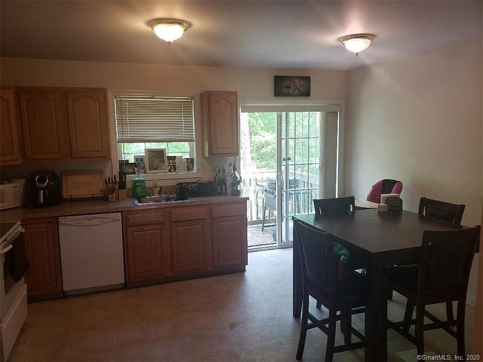 2nd image of 210 Stonefield Dr Unit 51