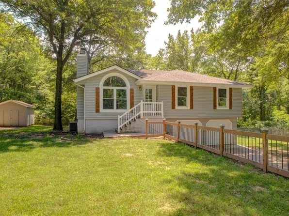 11535 Marble Ln, Platte City, MO 64079
