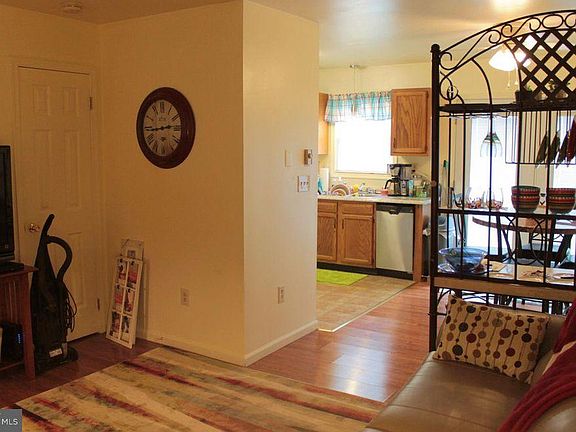 4th image of 1202 Lawton Ln