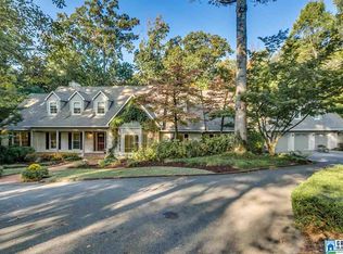 1162 Cheval Ln, Vestavia Hills, AL 35216