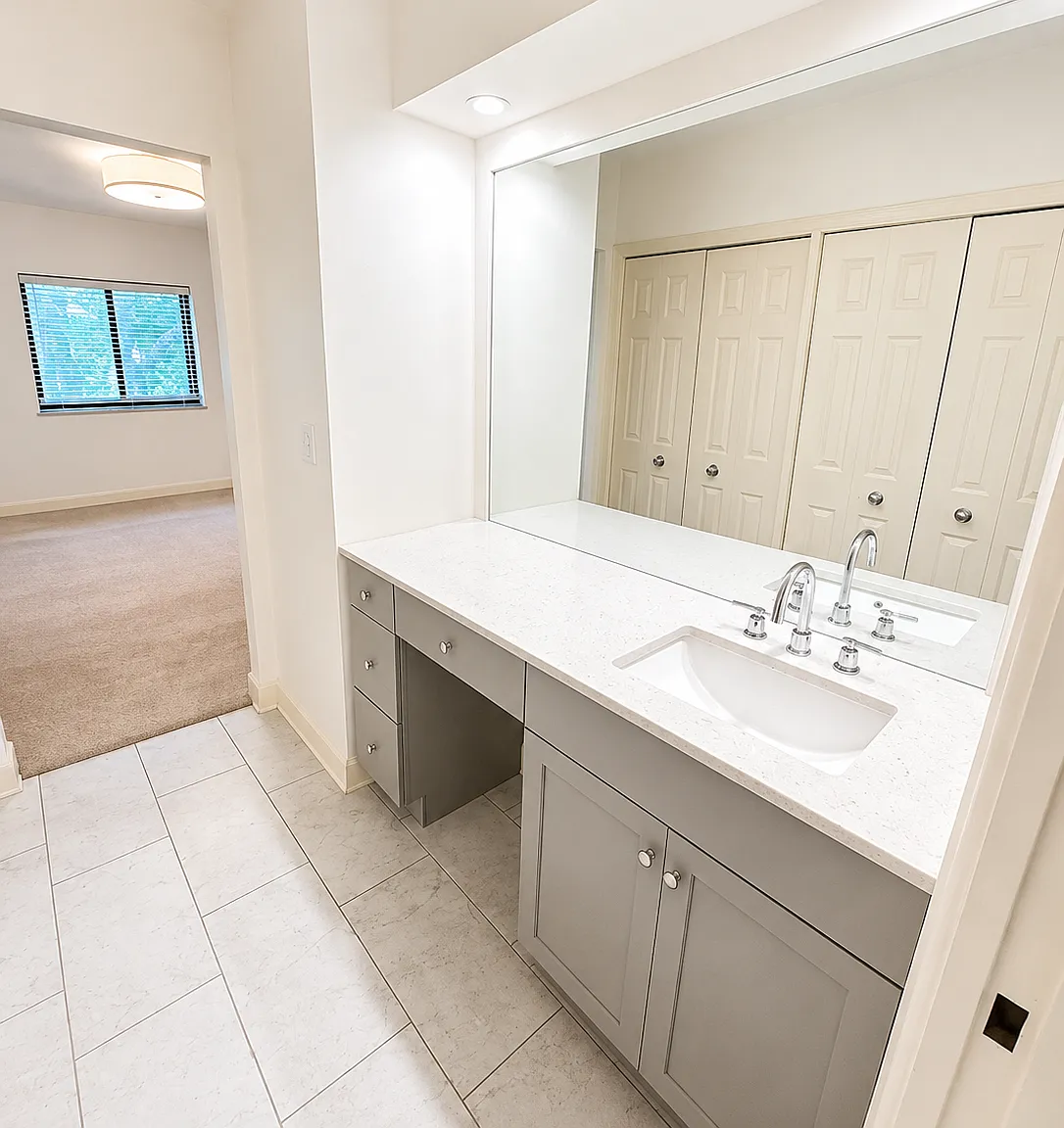 2 bed, 1213 sqft, $2,000 — Photo 4