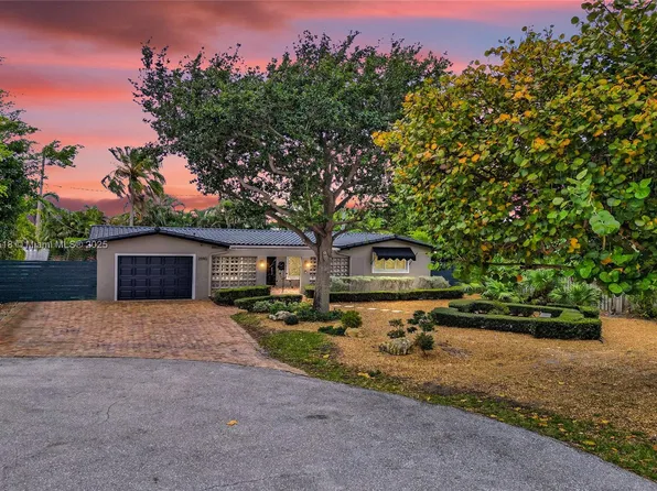 2590 NE 42nd St, Fort Lauderdale, FL 33308