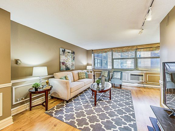 4th image of 3110 N Sheridan Rd APT 805