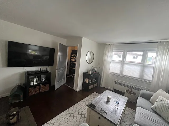 Building Photo - 73 Westervelt Pl #1