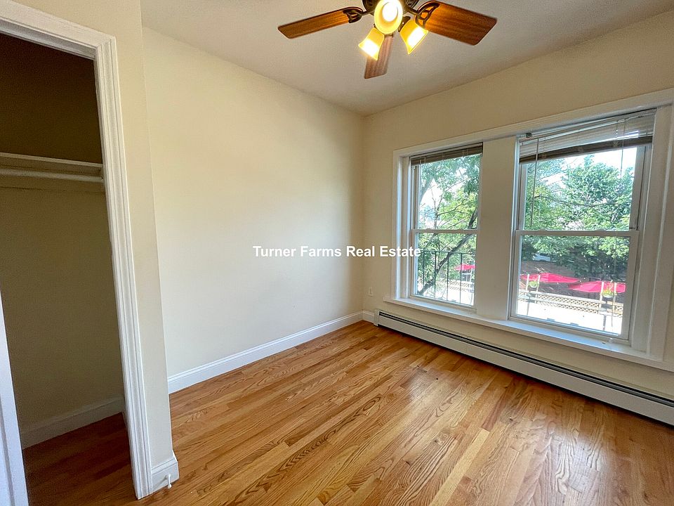 1st image of 1054L Cambridge St #2