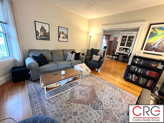 4th image of 20 Stoughton St #1