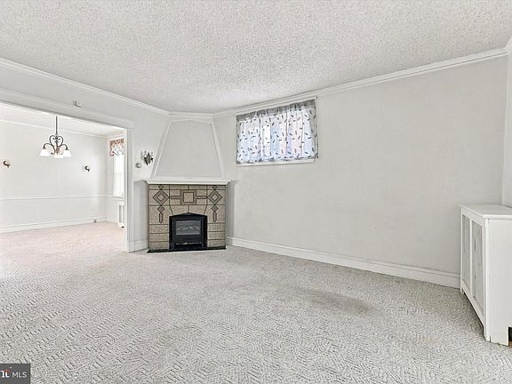 5th image of 167 W Albemarle Ave