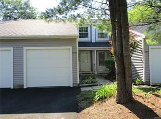 4737 Sabre Ln, Manlius, NY 13104