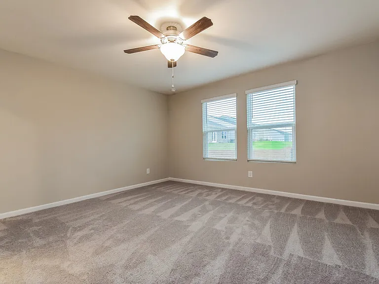 525 Knightsbridge Ln — Photo 10