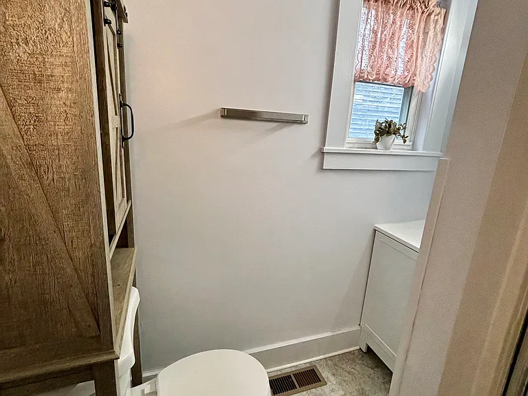 17 Main St #1 — Photo 17