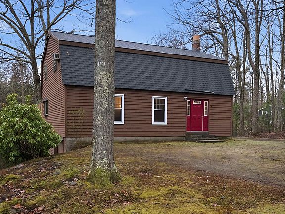 2nd image of 99 Hunt Hill Road
