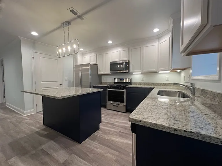 1208 Gay St #C — Photo 1