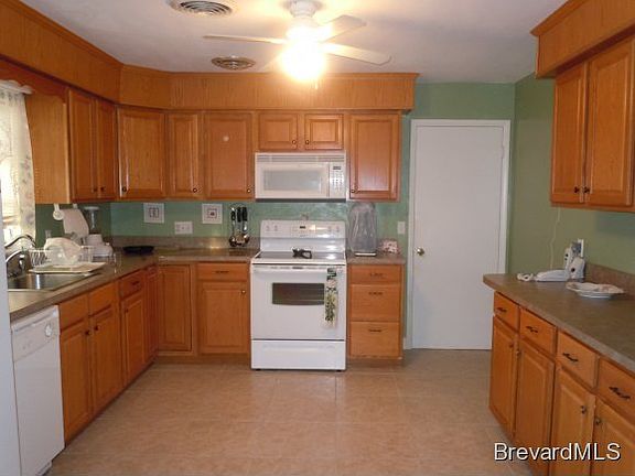 5th image of 279 Ellwood Ave #0