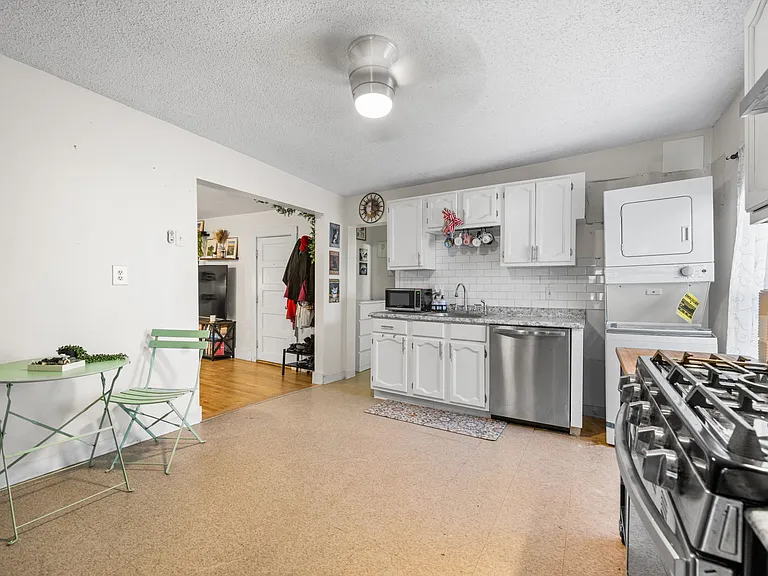 249 Winthrop Shore Dr #4 — Photo 8