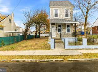 908 N 24th St, Camden, NJ 08105