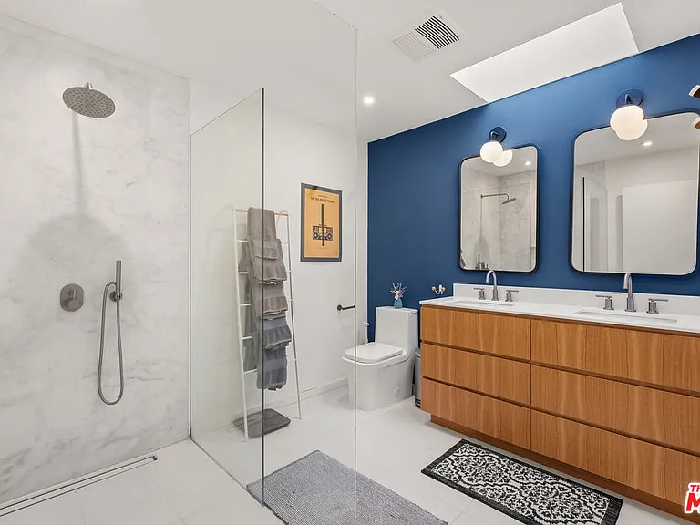 1930 Idaho Ave #3 — Photo 10