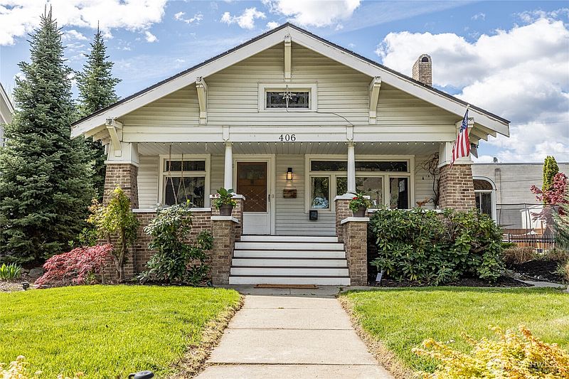 2nd image of 406 Cottage Avenue