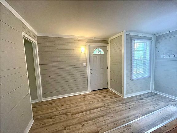 3rd image of 8606 E 92nd Pl