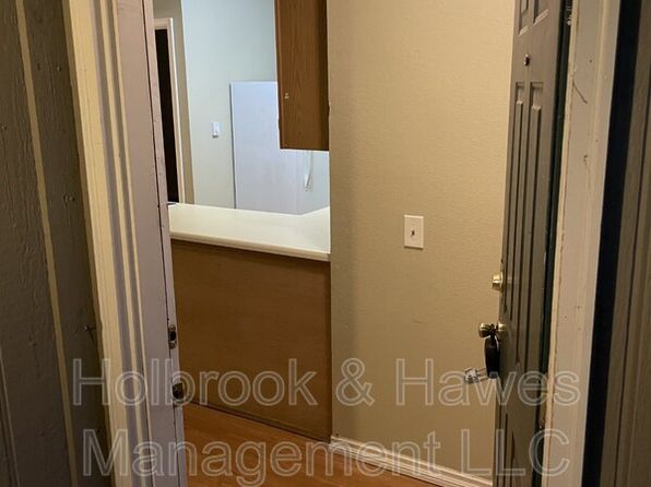 4531 Boardwalk Dr W Building Y-y-2