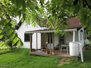 7040 Old Highway 51 N, Cobden, IL 62920