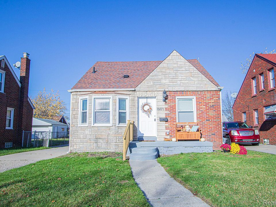 1st image of 15571 Crescentwood Ave