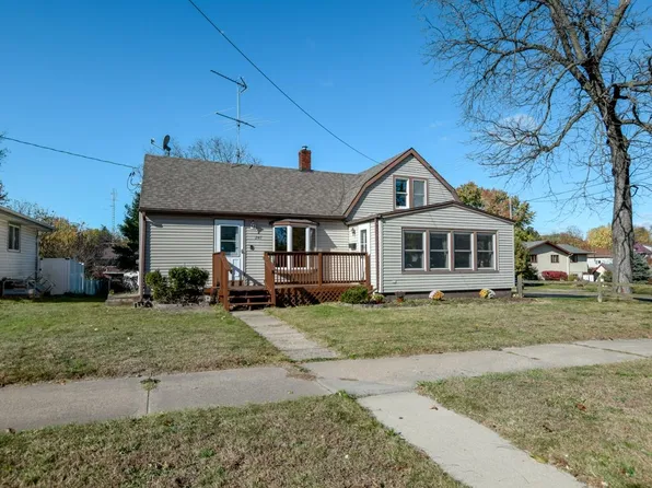 247 N Grove St, Reedsburg, WI 53959