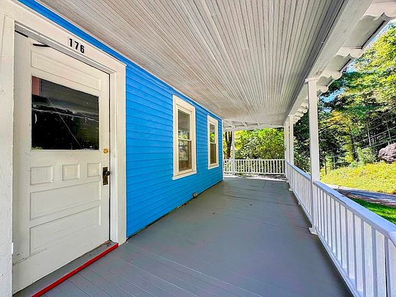 3rd image of 176 Glen Avenue