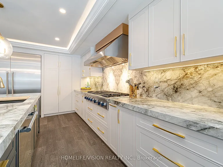 1298 Bunsden Ave — Photo 14