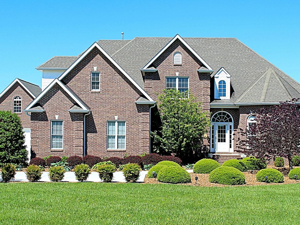 1st image of 146 Northfield Dr