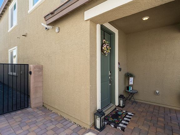 4th image of 7438 Ardenno St