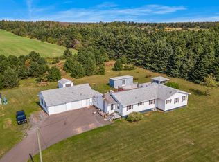 11206 Shore Rd, Saint Andrew'S Parish, PE C0A1W0