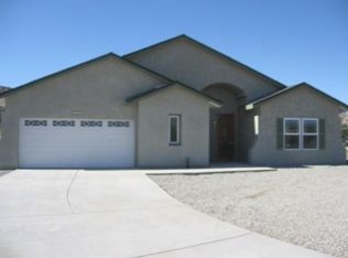18100 Flare Dr, Tehachapi, CA 93561