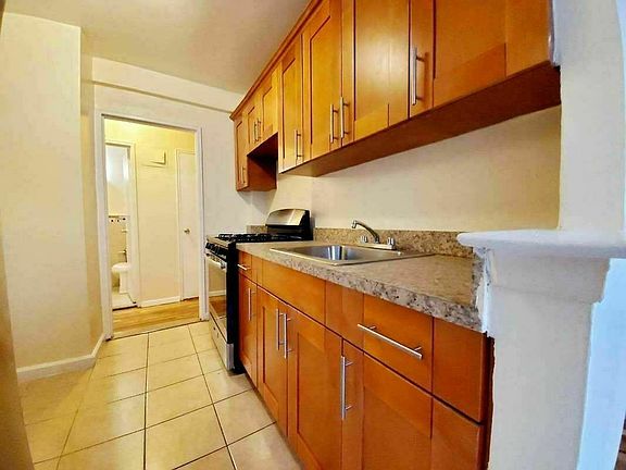 2nd image of 288 W 238th St #C6