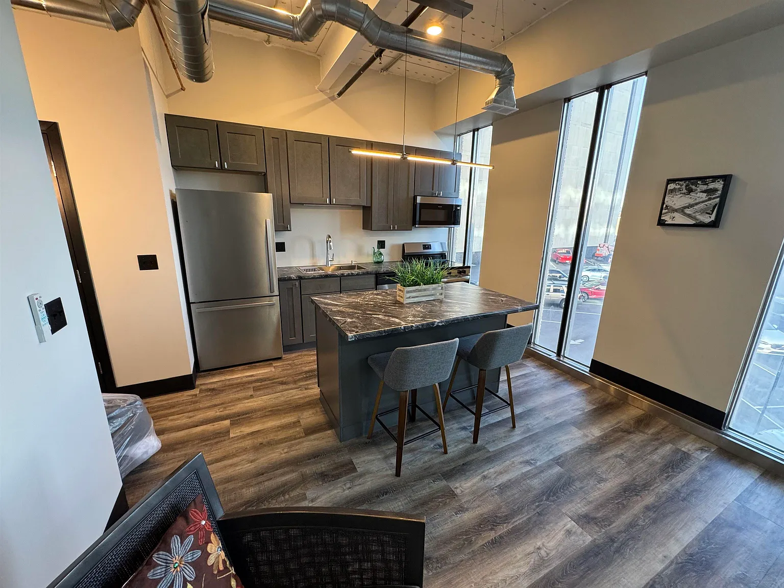 1 bed, 1.0 bath, 800 sqft, $1,495 — Photo 3