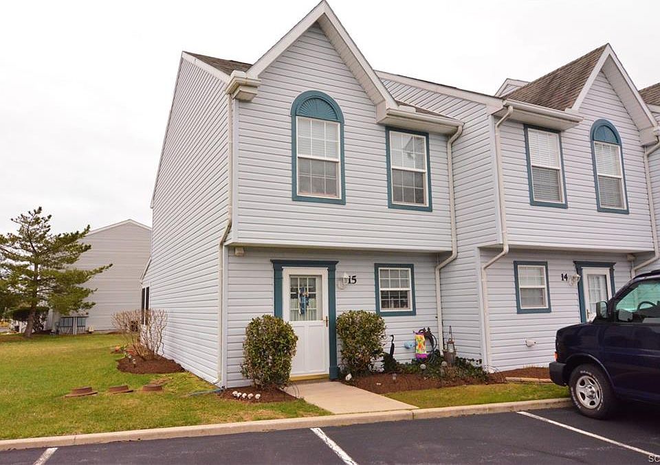 1st image of 38332 Foxfire Dr Unit 15