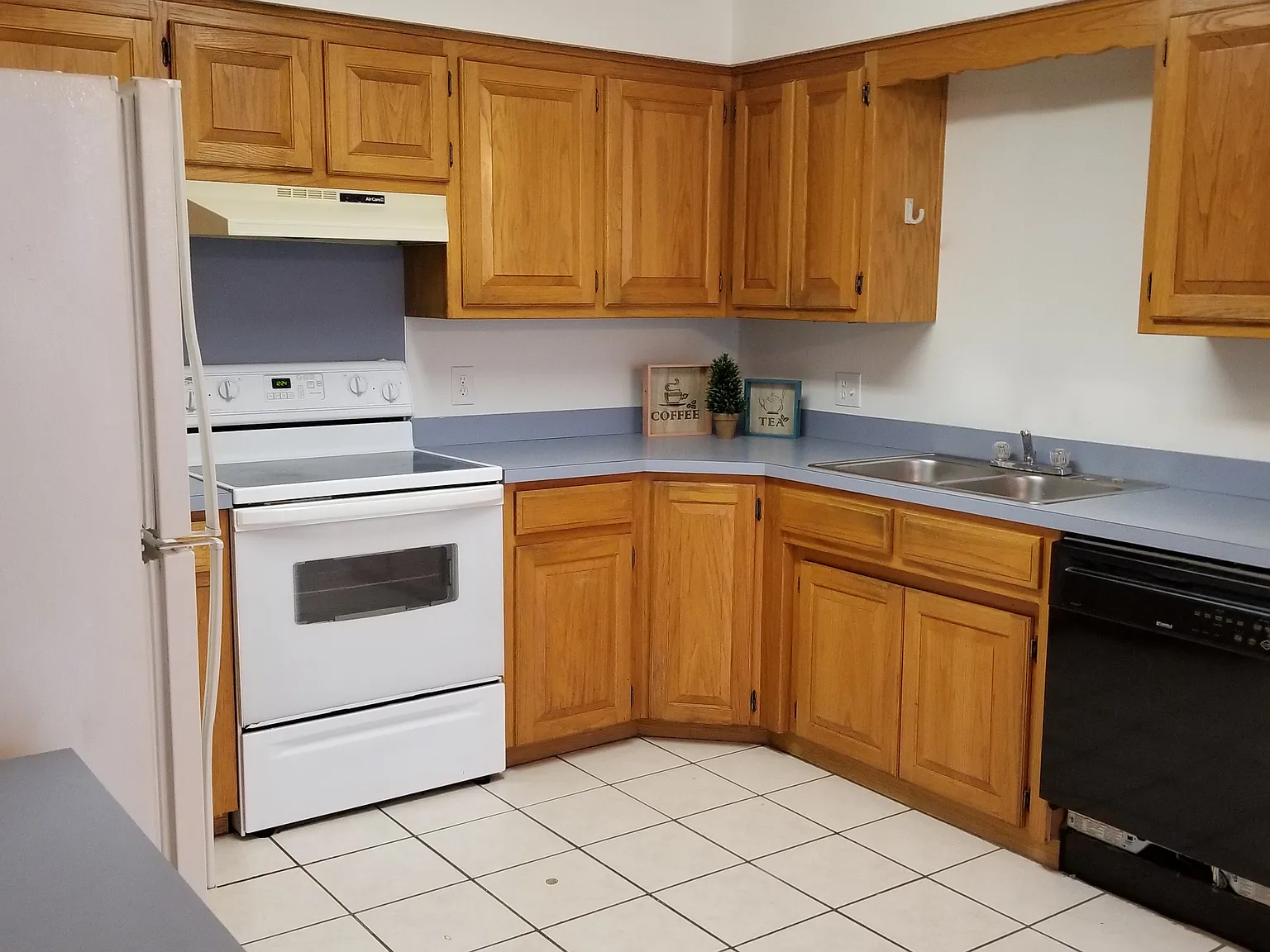 3 bed, 1394 sqft, $1,650 — Photo 3